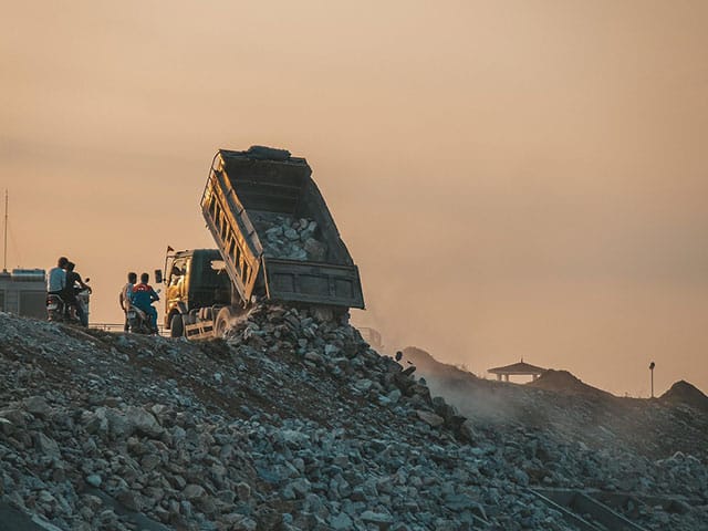 Concasare piatră și deșeuri din construcții