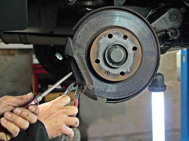 Reparații mașini și utilaje